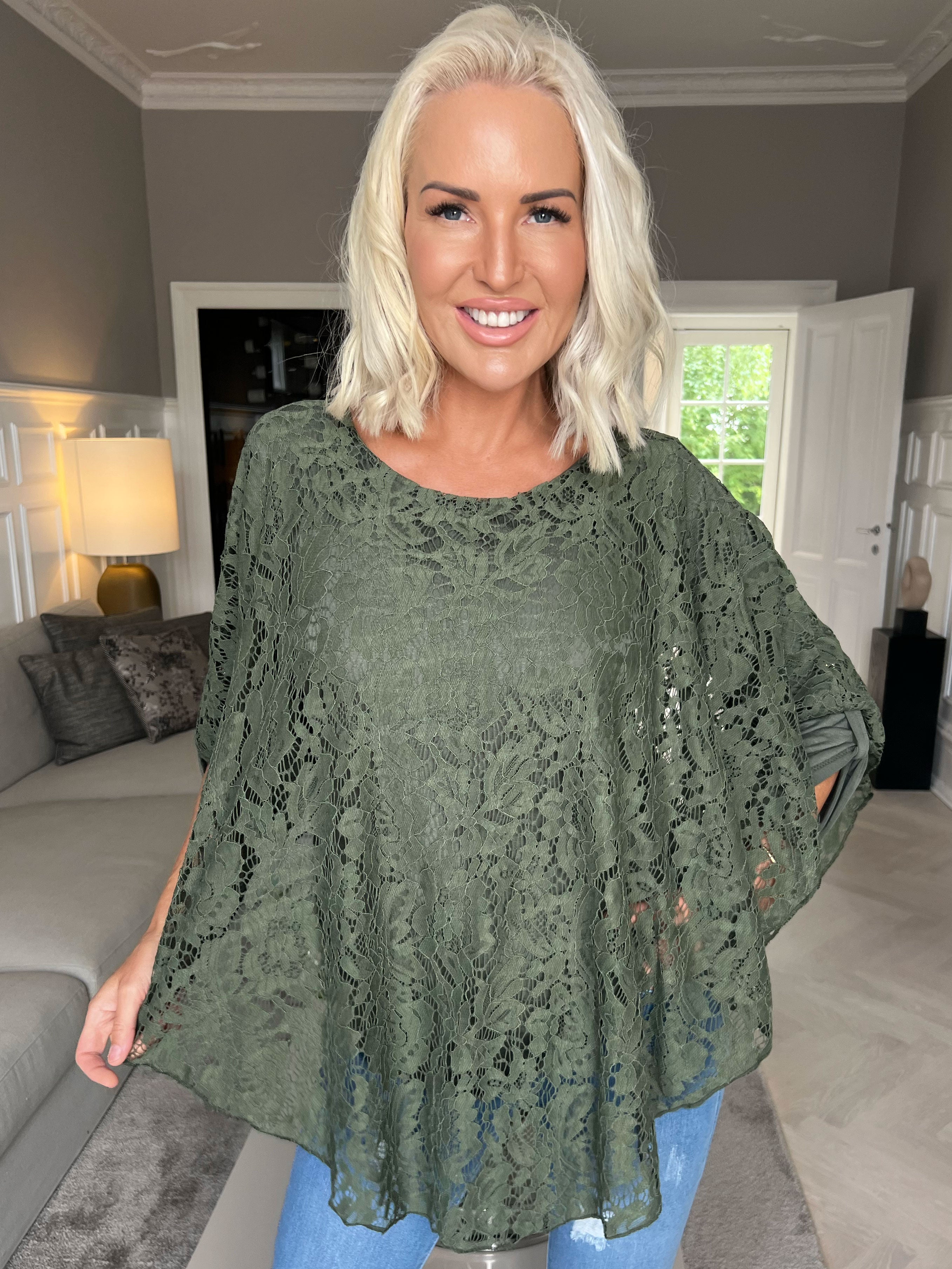 Kenya Lace Shirt - Tunika med spetslager